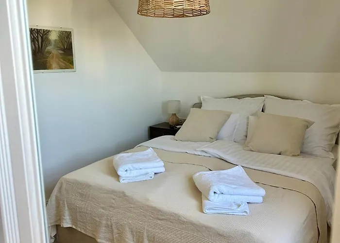 Fenn A Hegyen Vendeghaz Somlo 펜션 *