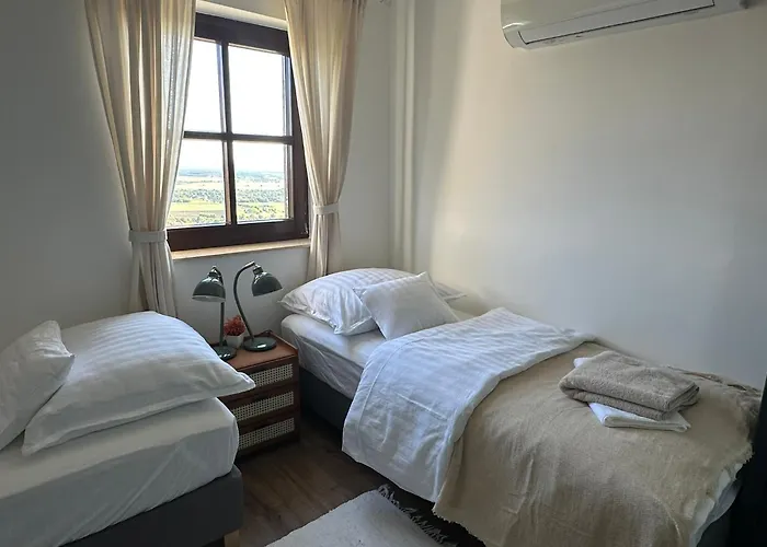 Fenn A Hegyen Vendeghaz Somlo